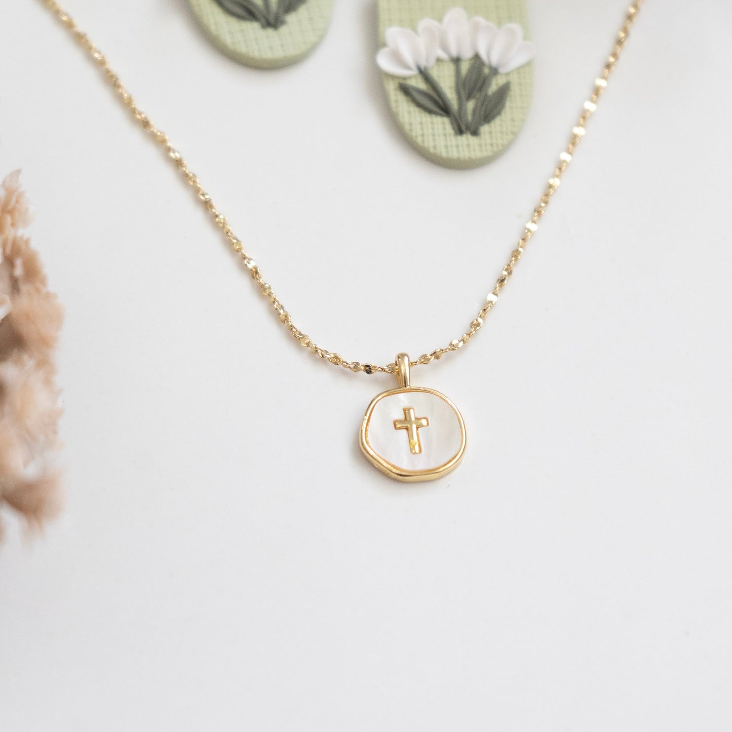 Set Apart Necklace Gold Filled