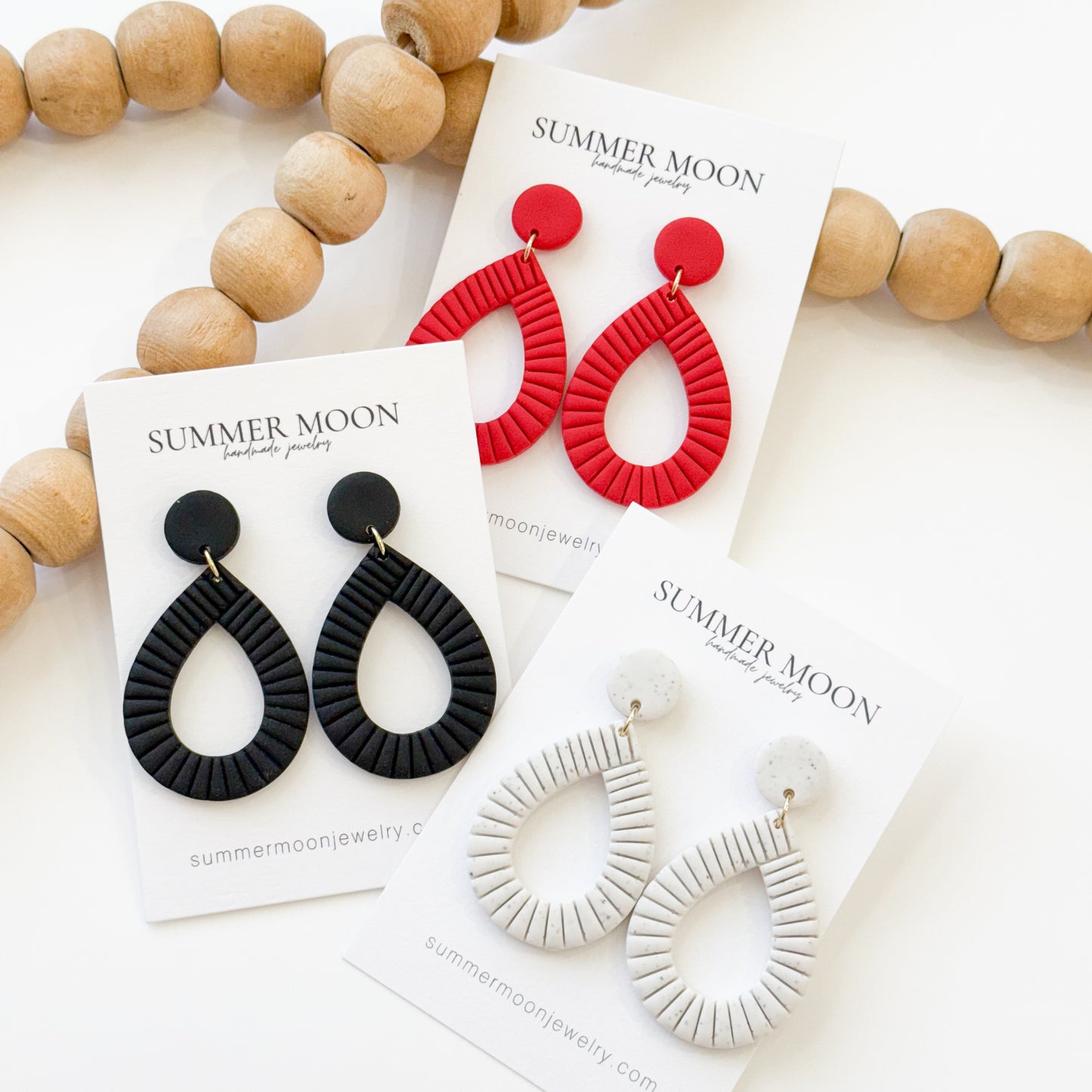 Ribbed Tear Drop Bold Basic